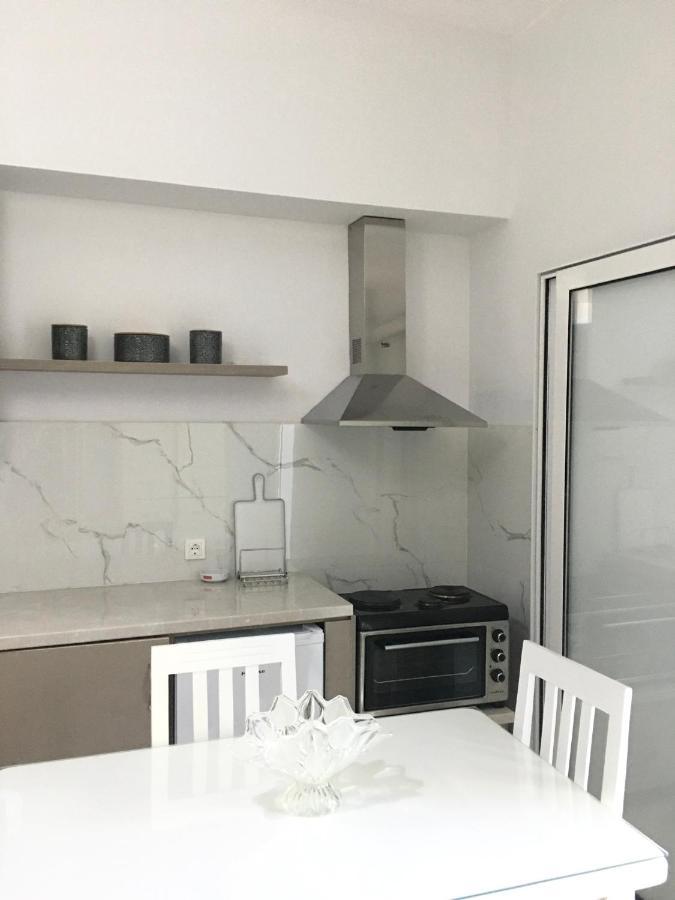 Lr Apartments Saranda Extérieur photo
