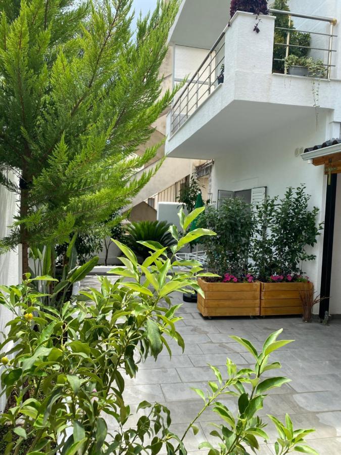 Lr Apartments Saranda Extérieur photo