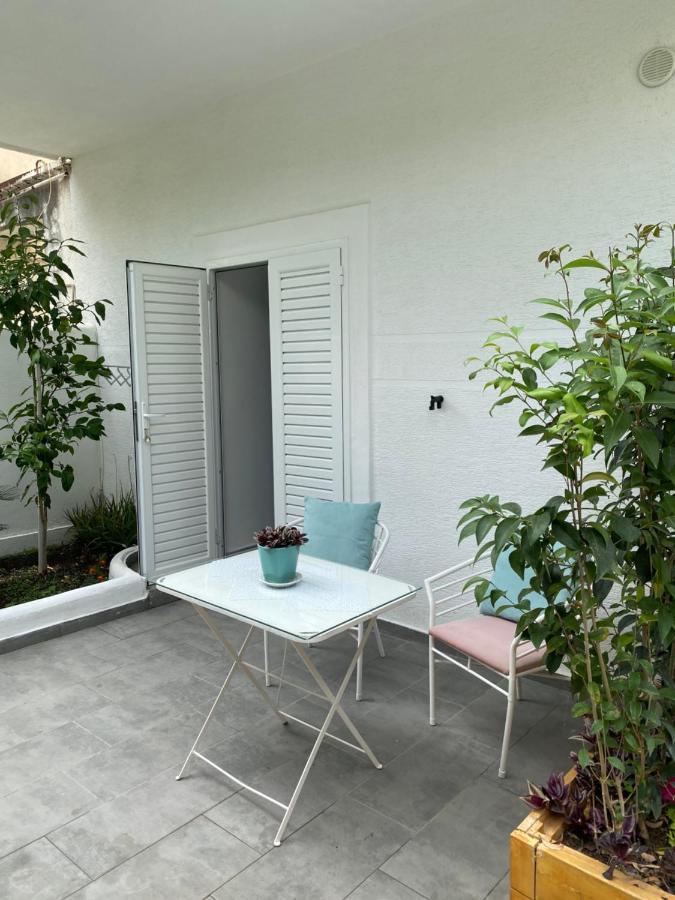 Lr Apartments Saranda Extérieur photo